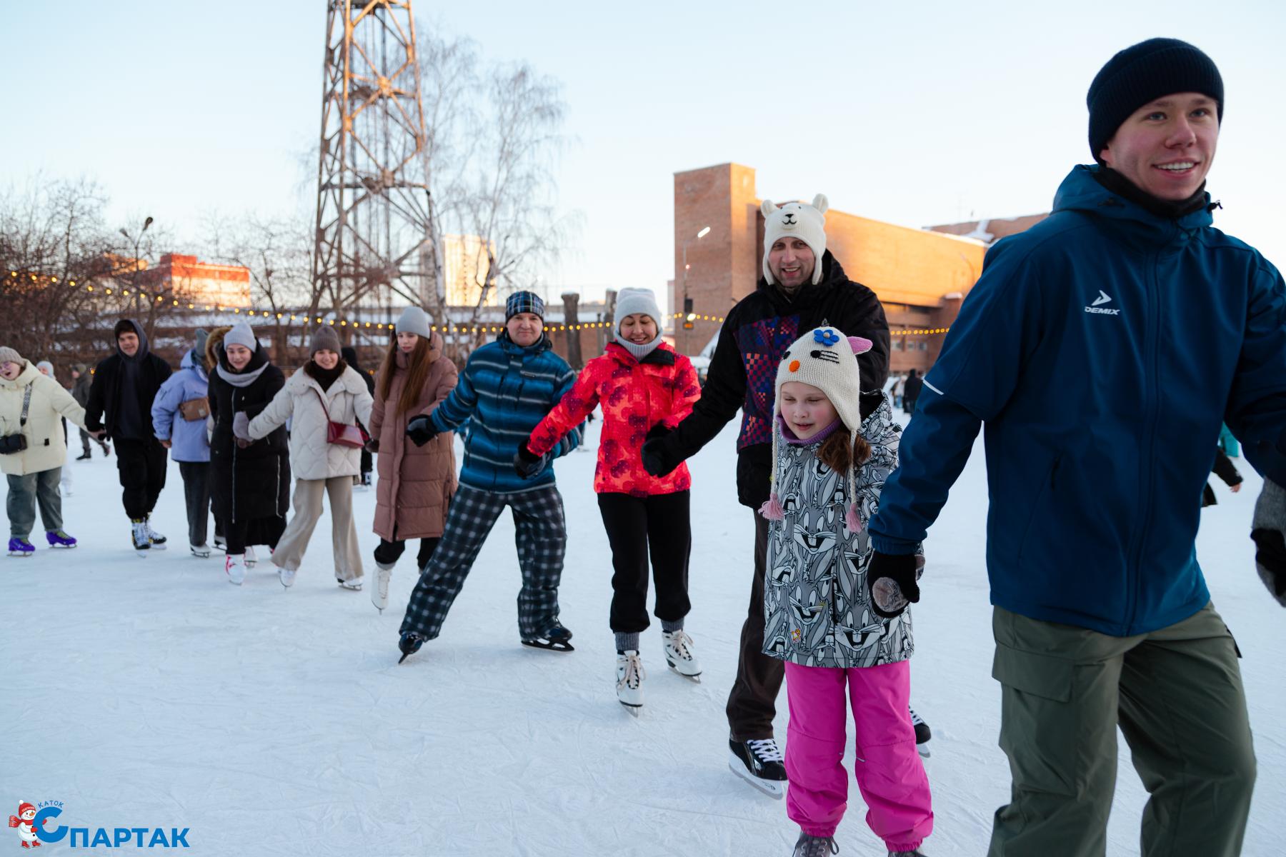 Фото Новосибирский каток «Спартак» установил рекорд посещаемости 2